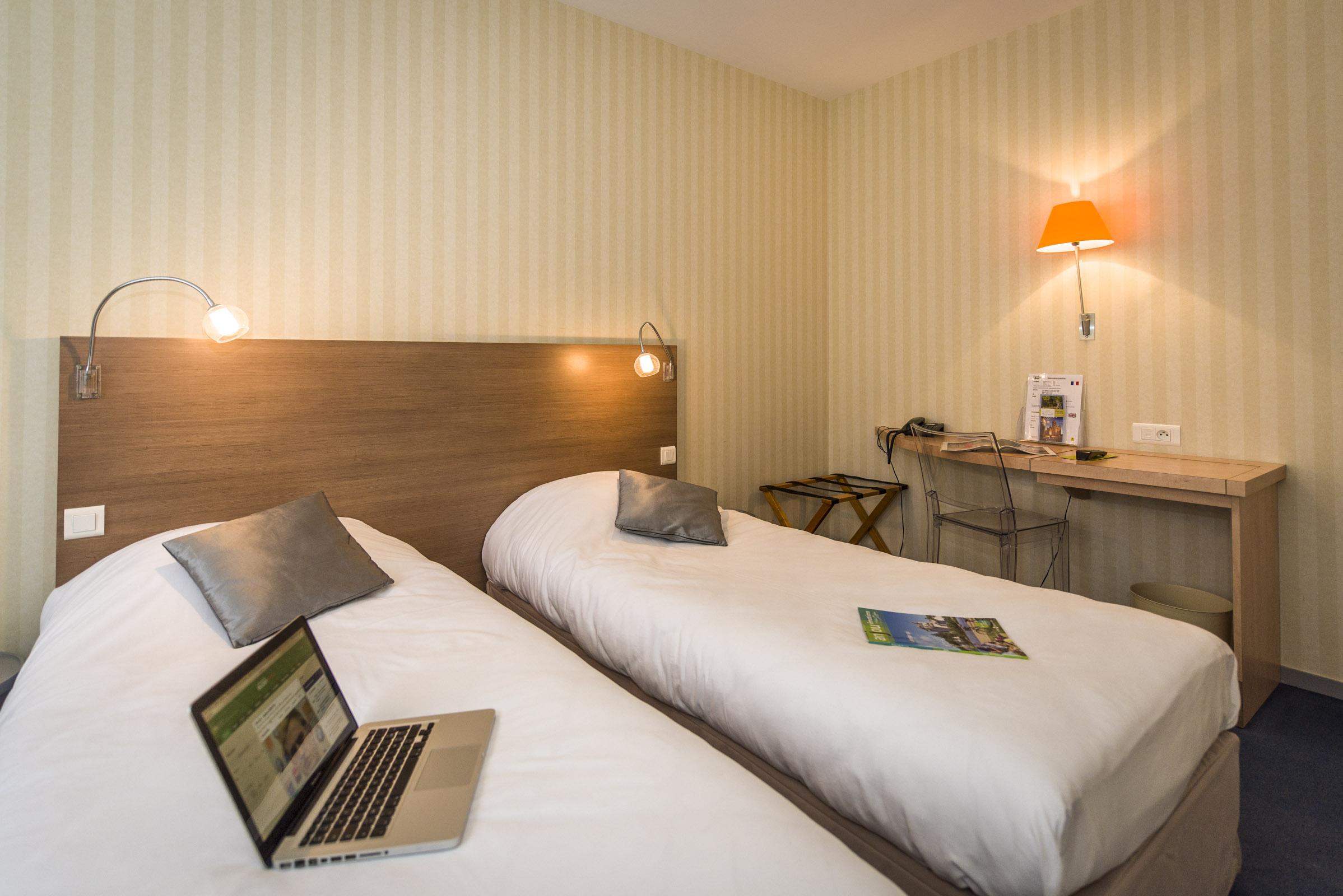 Hotel Mileade Le Domaine De La Blairie - Saumur Saint-Martin-de-la-Place Bagian luar foto