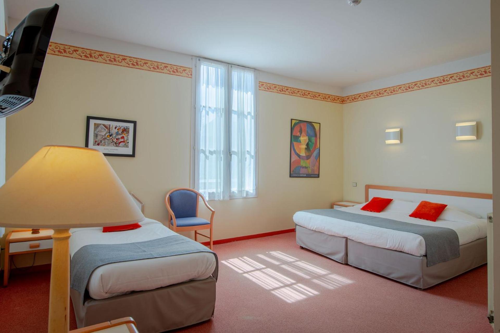 Hotel Mileade Le Domaine De La Blairie - Saumur Saint-Martin-de-la-Place Bagian luar foto