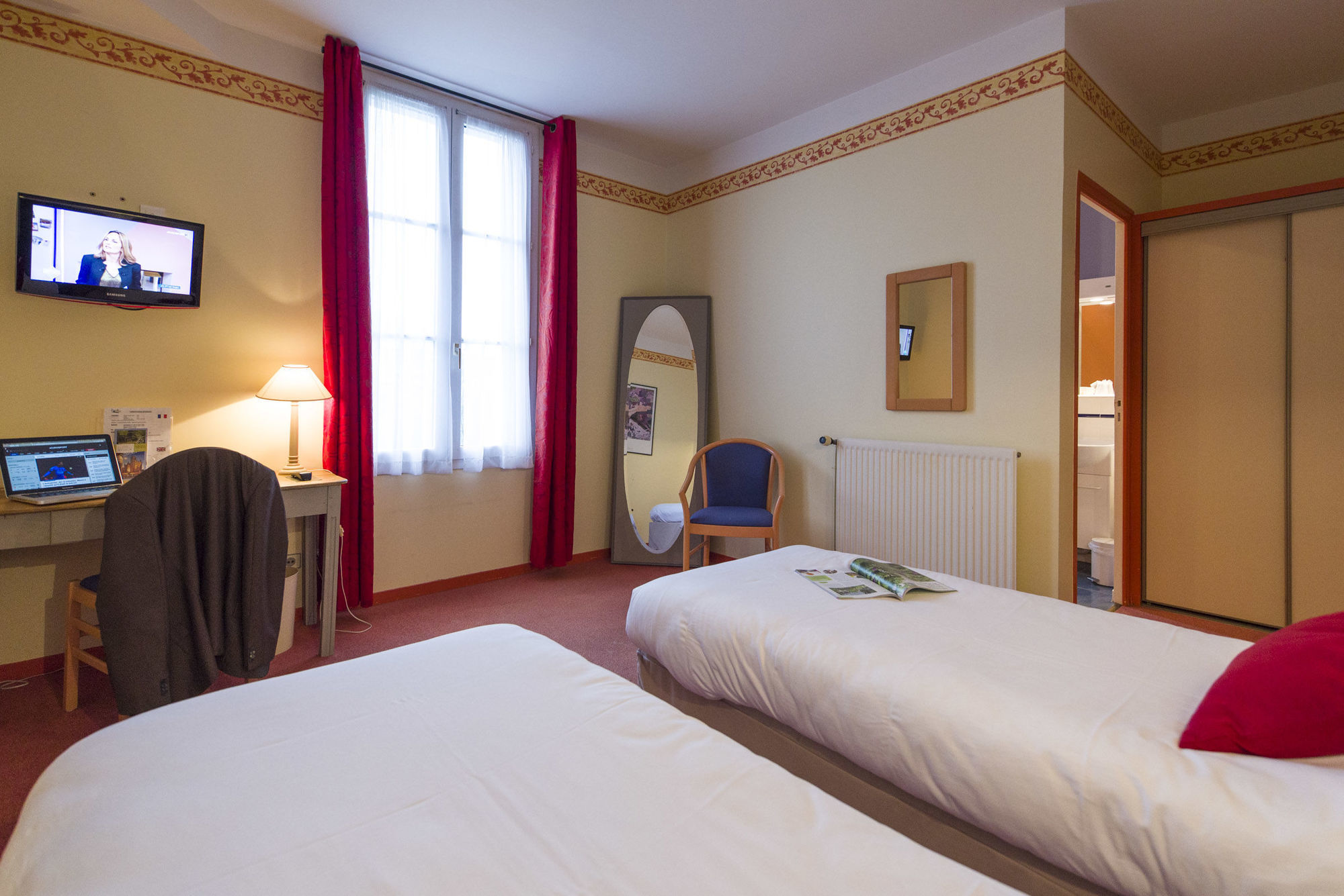 Hotel Mileade Le Domaine De La Blairie - Saumur Saint-Martin-de-la-Place Bagian luar foto